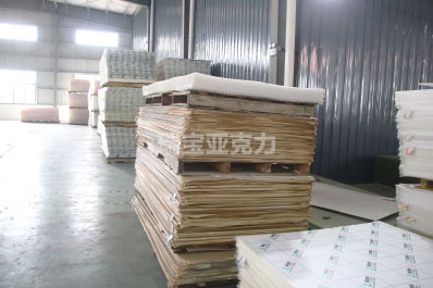 亞克力板材自粘小型魚(yú)缸好嗎